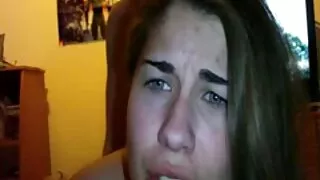تشير إلى أن مونرو نامت مع شقيق صديقتها. فلم سكسي ليلى علوي