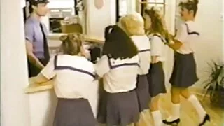 موتيم مع صاحب فلم سكسي اسباني النزل.