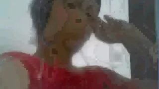 لقد ساعد الفتاة والآن يمارس قصه فلم سكسي الجنس مع أحمر الشعر على السكوتر مع قضيب كبير.