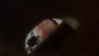 أديرا ألور وناتالي نايت في الصب. فلم العائله القذره سكسي