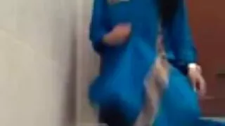 إنها تريد أن يمارس الجنس والحصول على فلم سكسي سعودي نائب الرئيس في فمها.