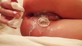 وضعت فلم سكسي سويدي على ثوب وسجل الرجل لعق كس والجماع.
