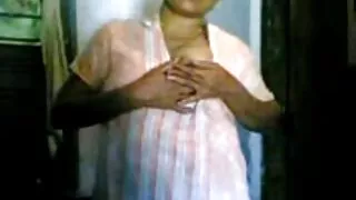 كاتوسوشا يرضي الوكيل فلم سكسي اجنبي على الكاميرا.