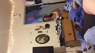 بليك بلوسوم الملاعين جيدا. فلم سكسي يوناني