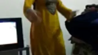 الهواء جميع فلم طويل سكسي السلالات فتاة لممارسة الجنس.