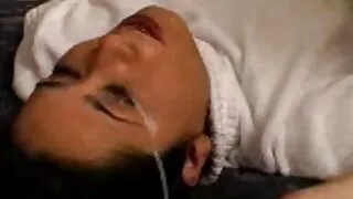أساعد أخي على إزالة الانتصاب احلى فيلم سكسي عراقي وإفراغ كراته.