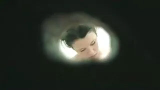 أديرا ألور يعطي اثنين من المتسكعون في جميع الشقوق. فلم سكسي مجاني