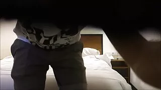 حورية البحر الناضجة لديها رجل أسود. فلم سكسي قديم